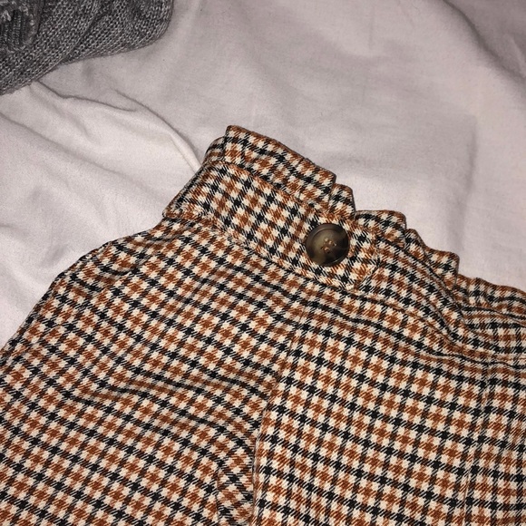 Plaid shorts - Picture 2 of 3